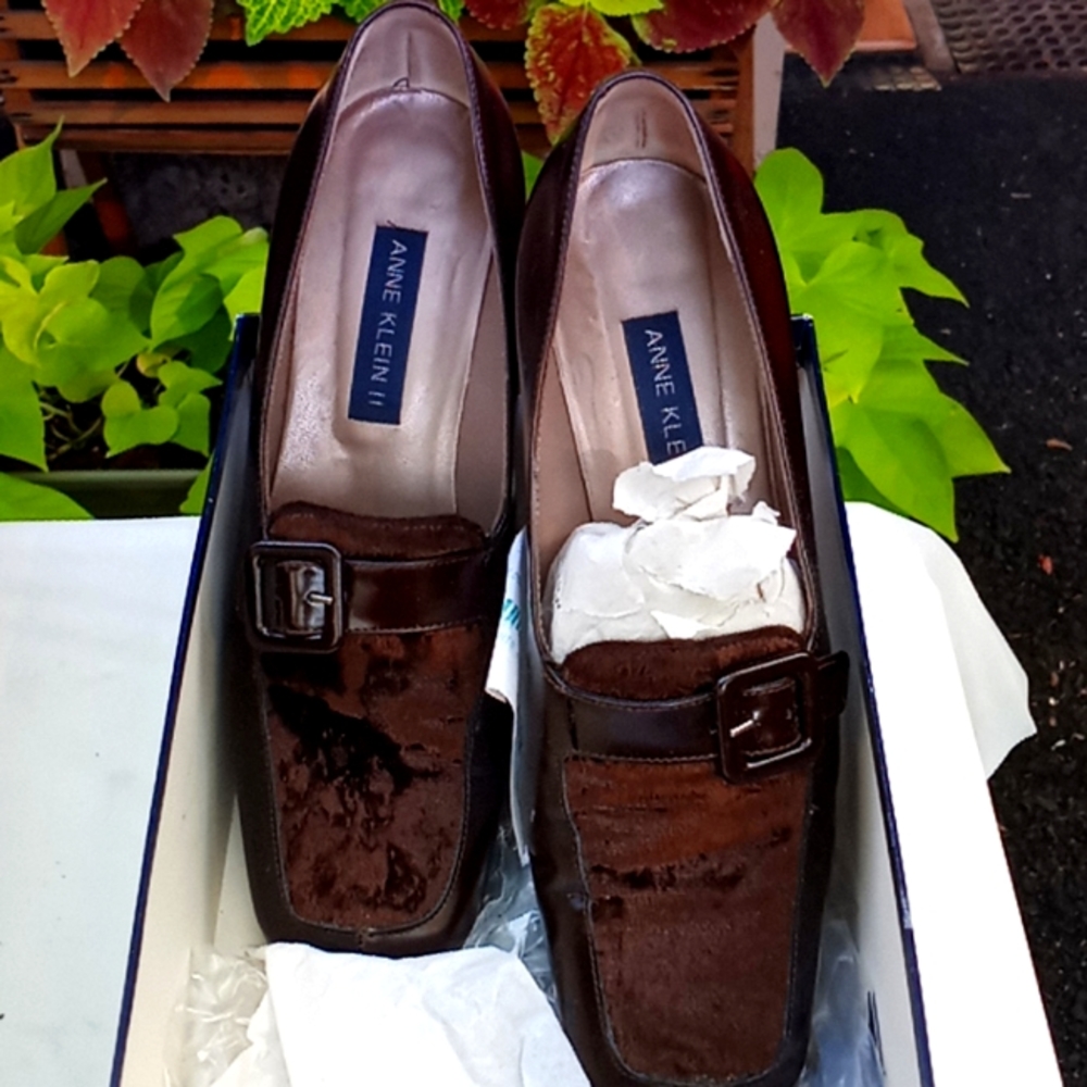 Anne Klein II Billie Dark Brown  size 7 shoes
